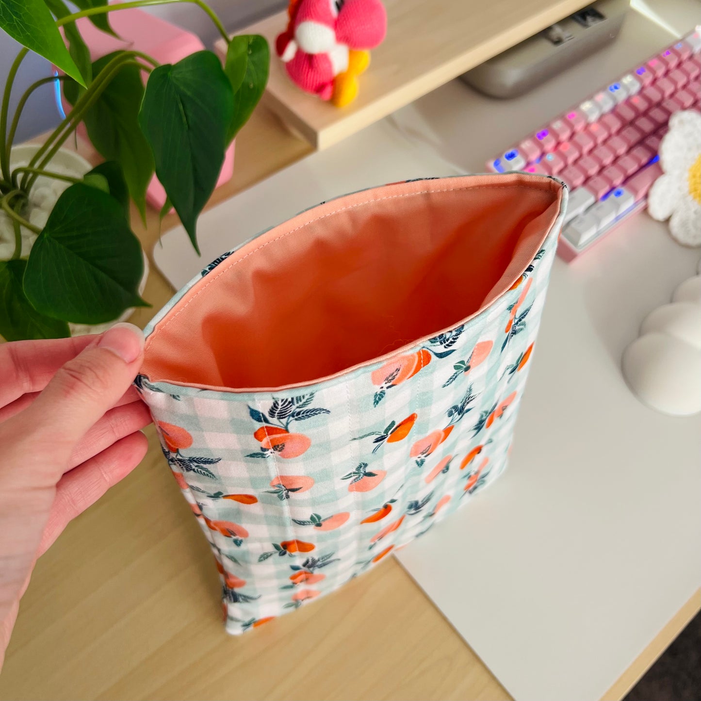 Peachy Picnic Book Sleeve