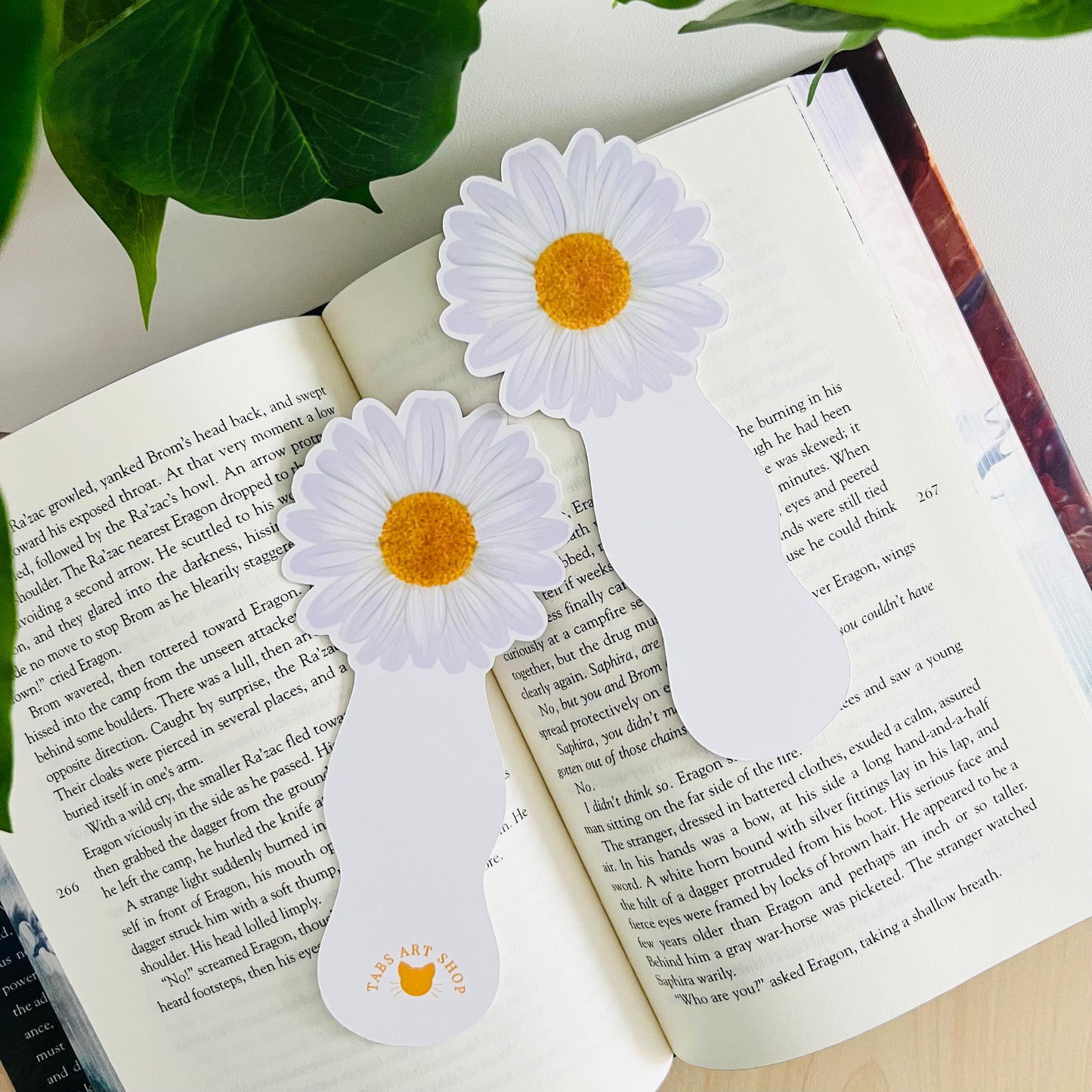 Daisy Peeking Bookmark