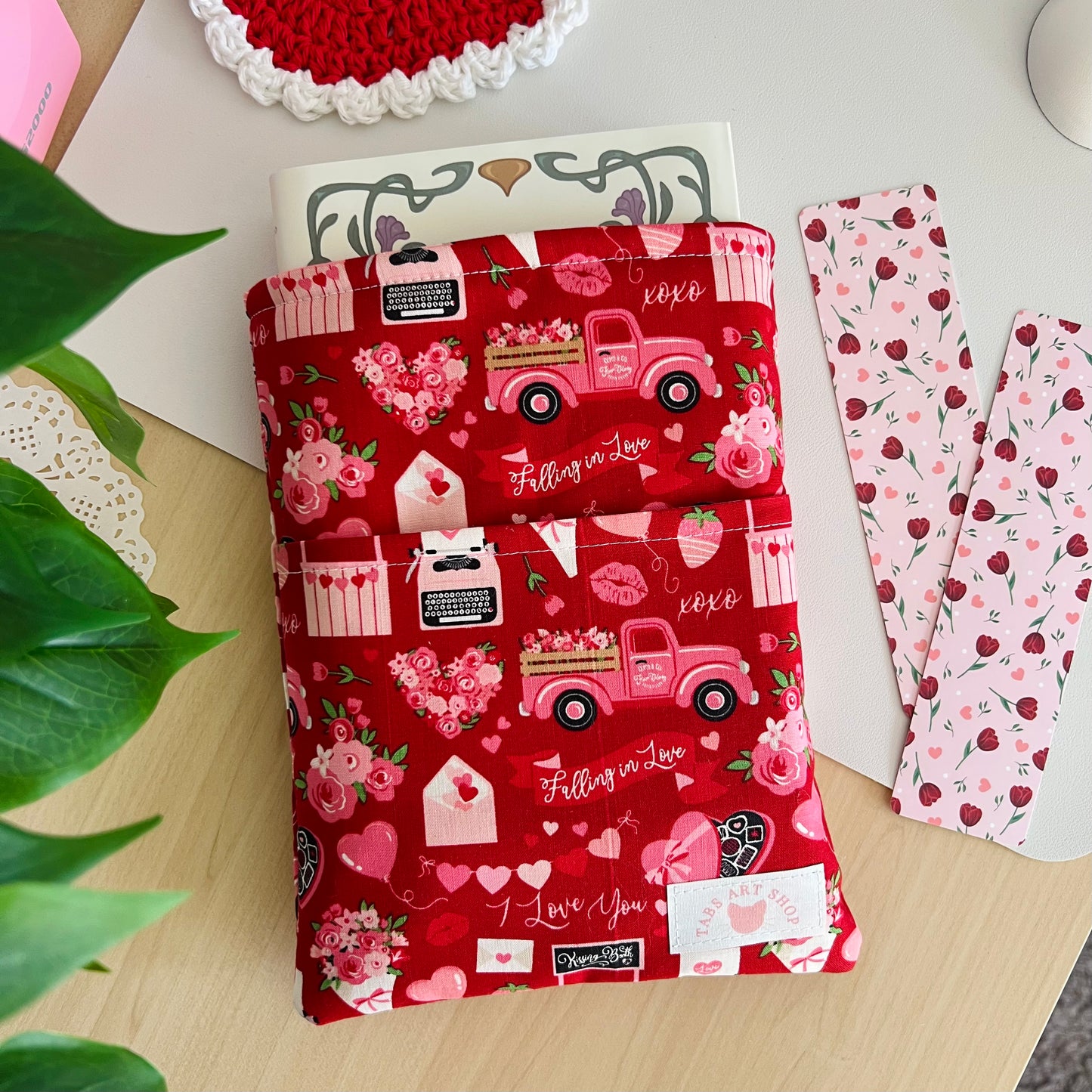 Valentine’s Day Book Sleeve