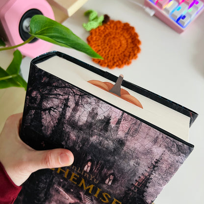 Pumpkin Peeking Bookmark