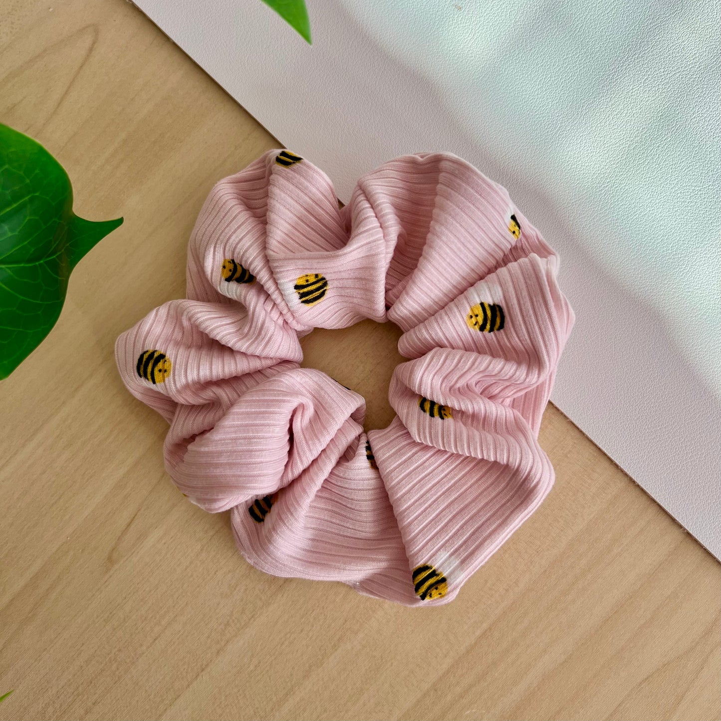 Little Bee Scrunchie